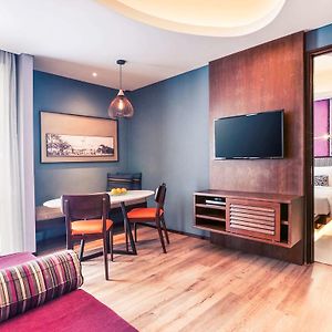 Family King Studio Suite